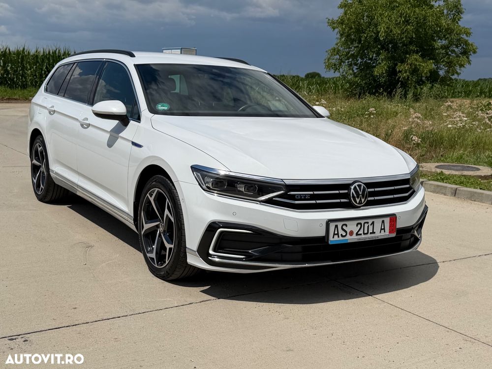 Volkswagen Passat - 9