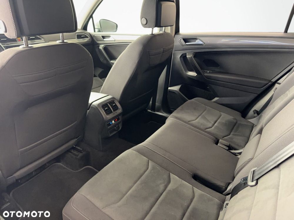 Volkswagen Tiguan Allspace - 14