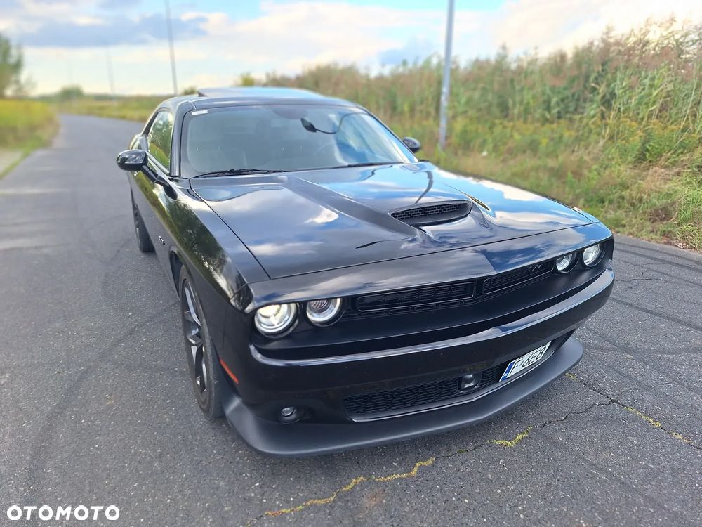 Dodge Challenger 5.7 R/T - 2