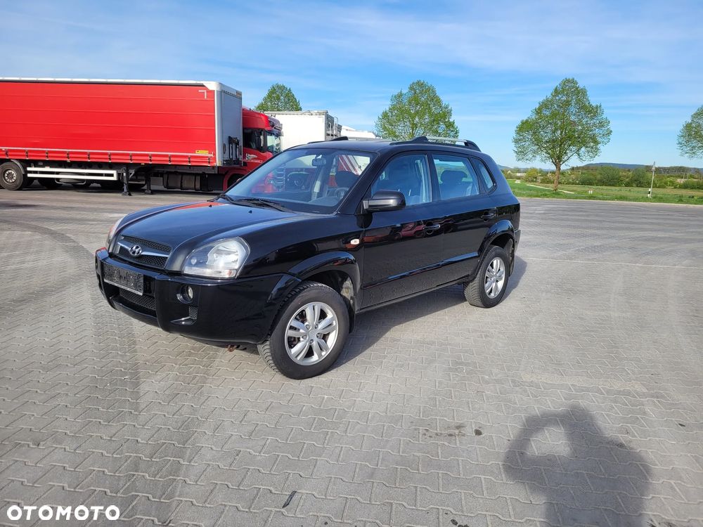 Hyundai Tucson 2.0 2WD GLS - 2