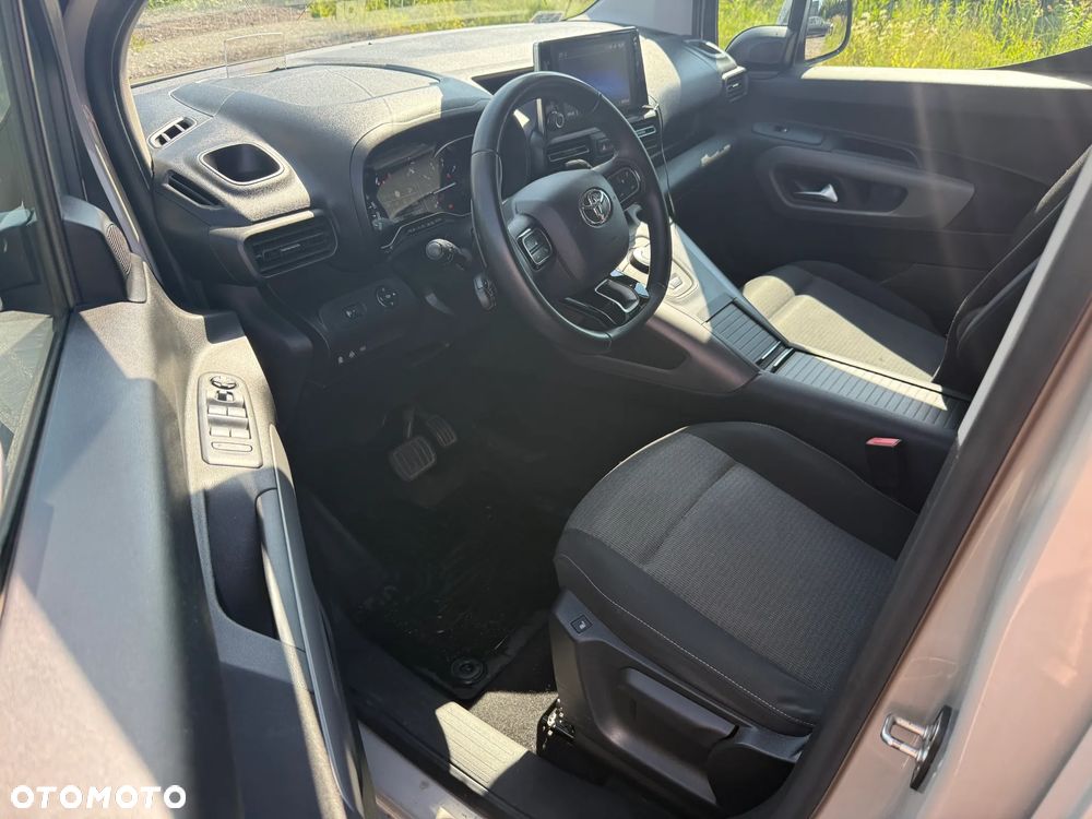 Toyota Proace City Verso Long 1.2 D-4T Family - 10