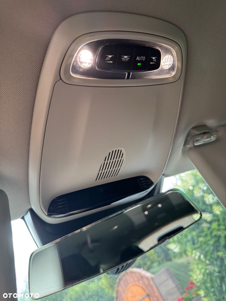 Volvo V40 D2 Momentum - 23