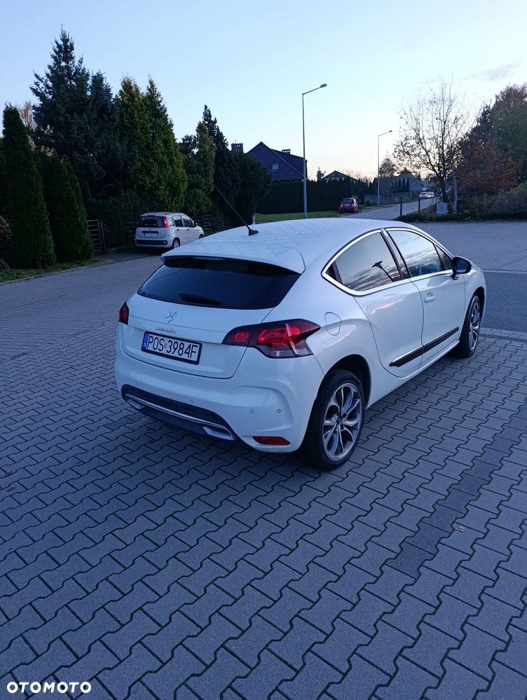 Citroën DS4 THP 160 Automatik SoChic - 2