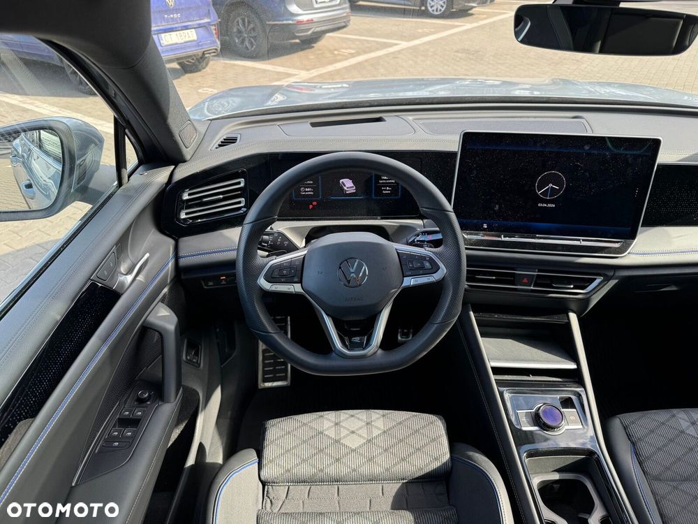 Volkswagen Tiguan - 19