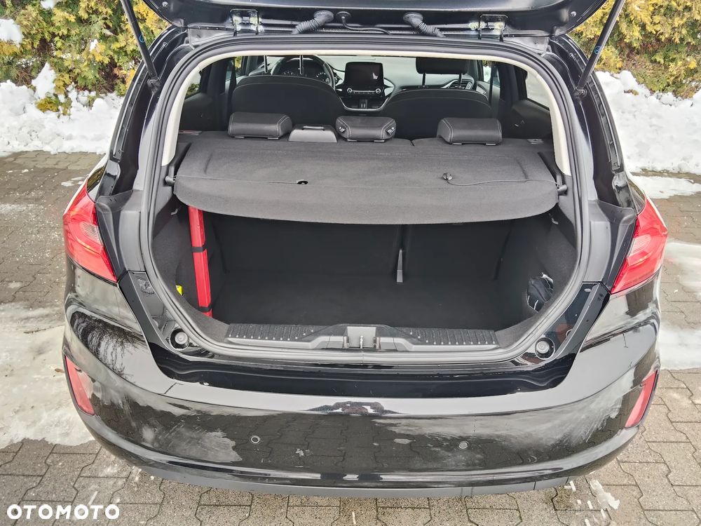 Ford Fiesta 1.0 EcoBoost STart-Stop Titanium - 19