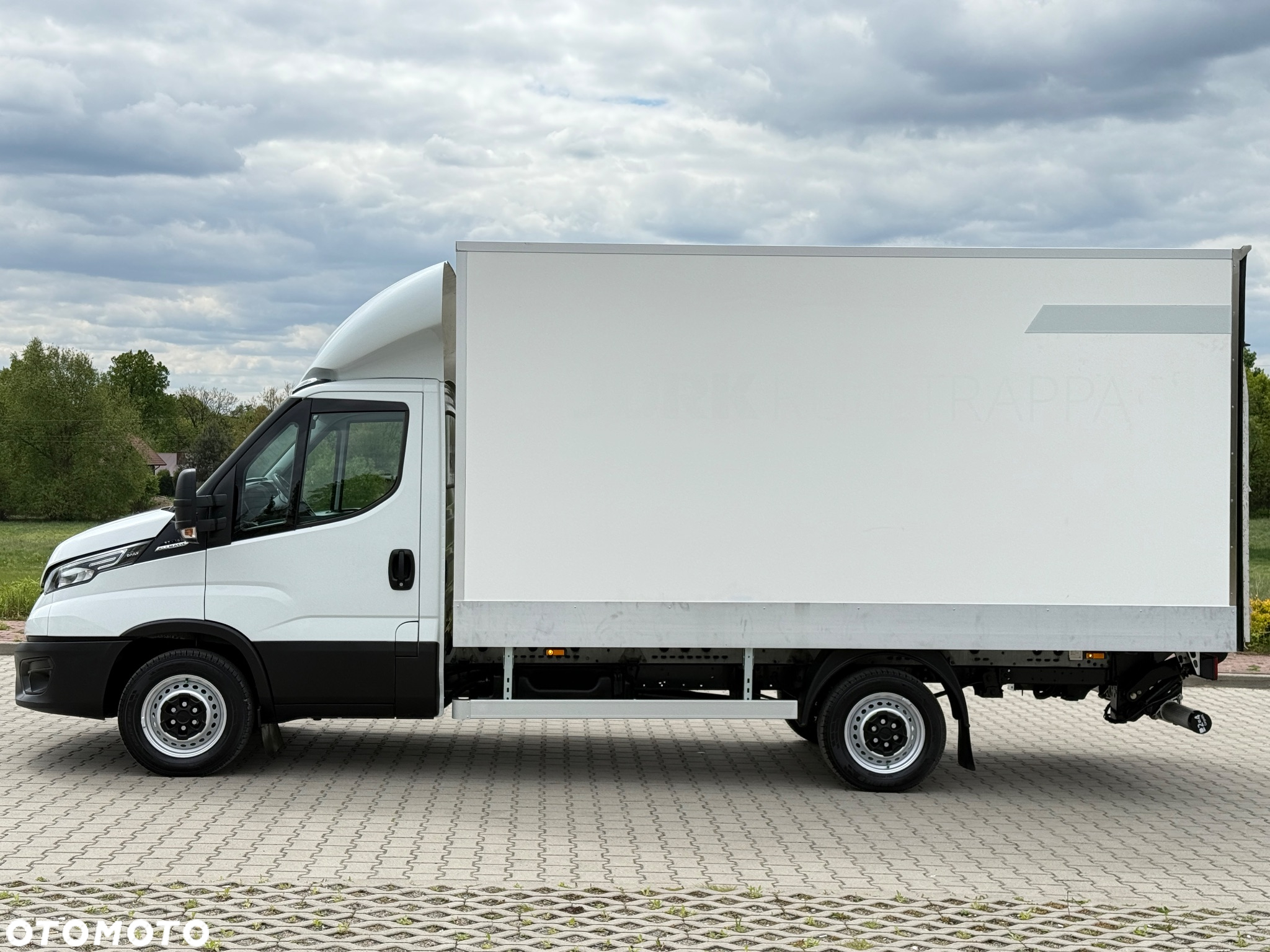 Iveco DAILY 35-160 160KM Hi Matic *Resor+Poduszka* Full LED Kontener * Izoterma +Winda 750KG SUPER STAN!!! - 7