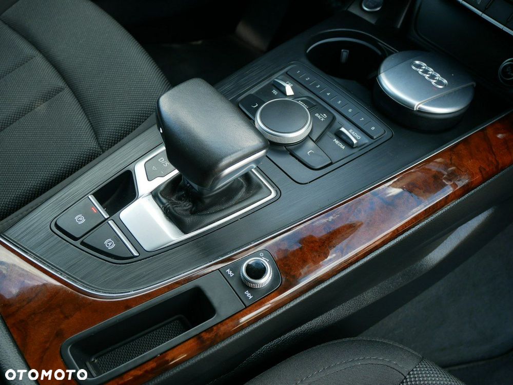 Audi A4 Avant - 25