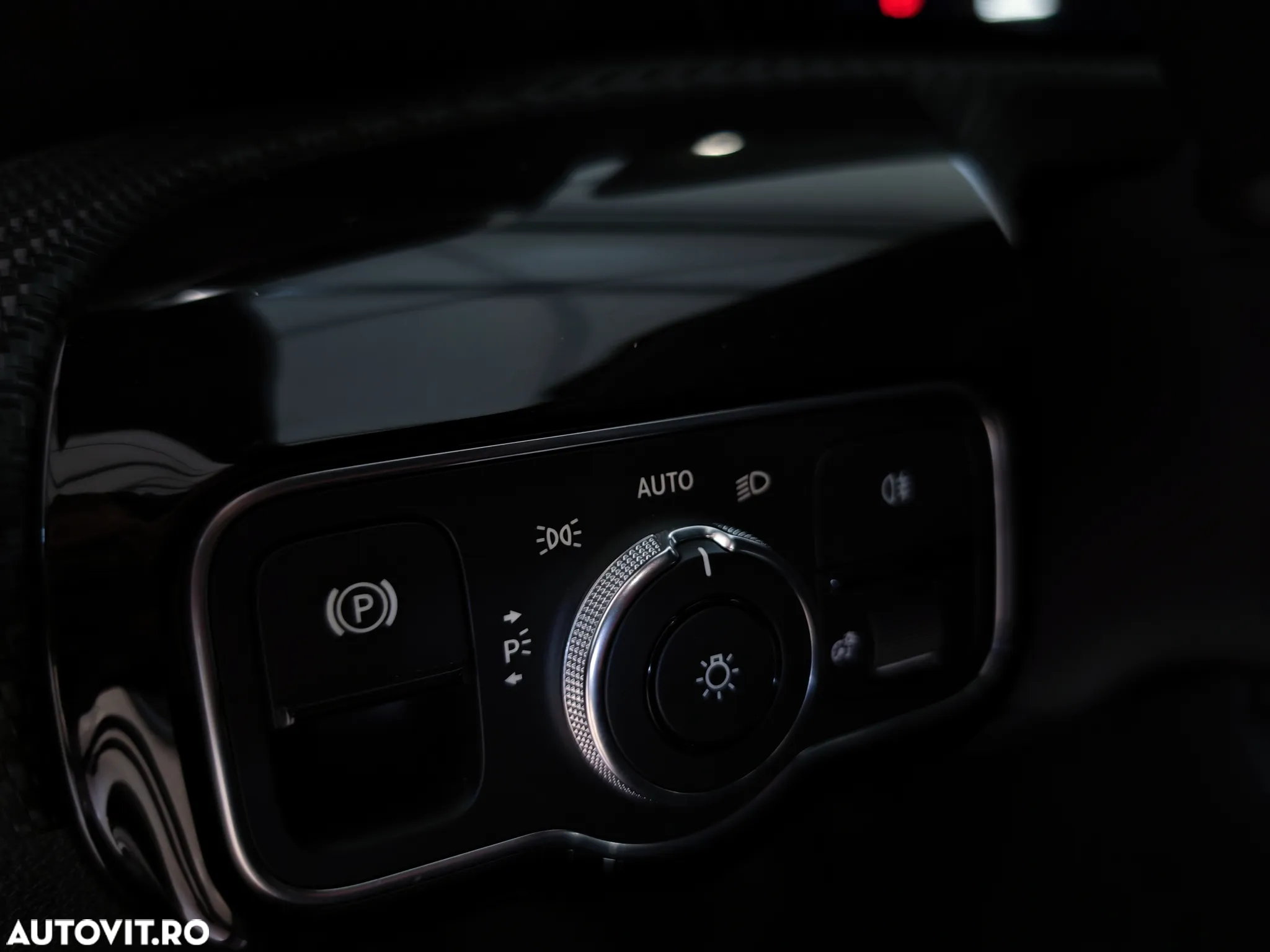 Mercedes-Benz CLA 180 d 7G-DCT - 27