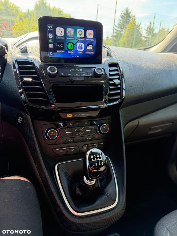 Ford Tourneo Connect Grand - 8
