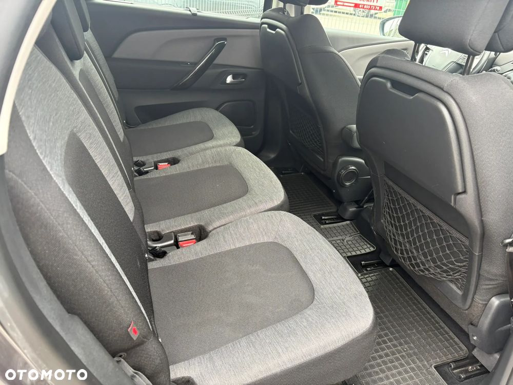 Citroën C4 SpaceTourer 1.2 PureTech More Life S&S EAT8 - 24