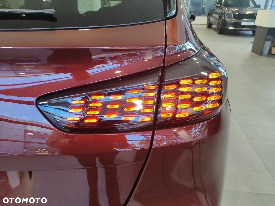 Kia XCeed - 9