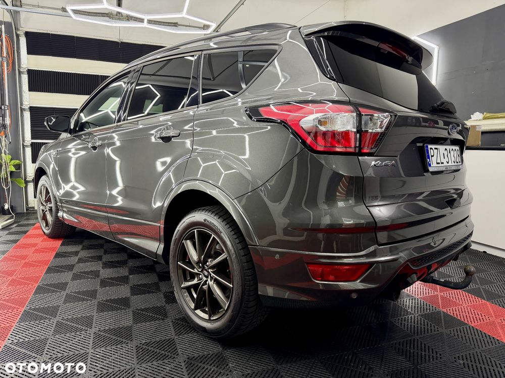Ford Kuga 1.5 EcoBoost 2x4 ST-Line - 6