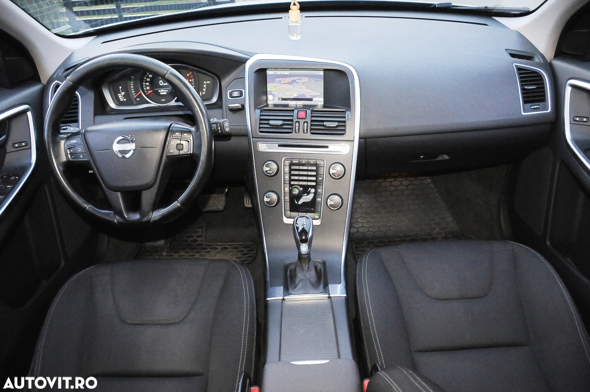 Volvo XC 60 D3 Kinetic - 7
