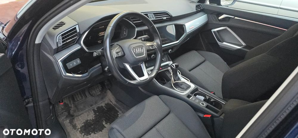 Audi Q3 - 12