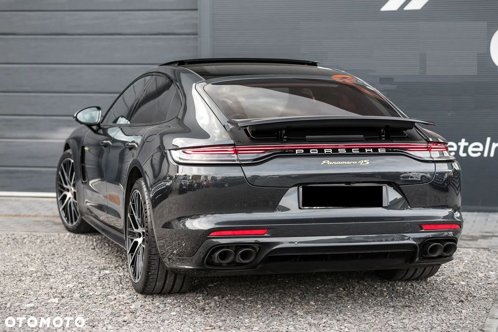 Porsche Panamera - 6
