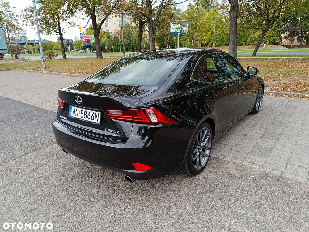 Lexus IS 200t F Sport - 21