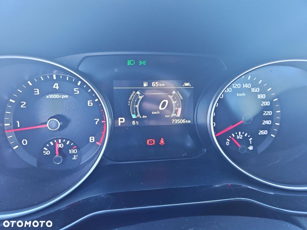 Kia ProCeed 1.6 T-GDI GT DCT - 14