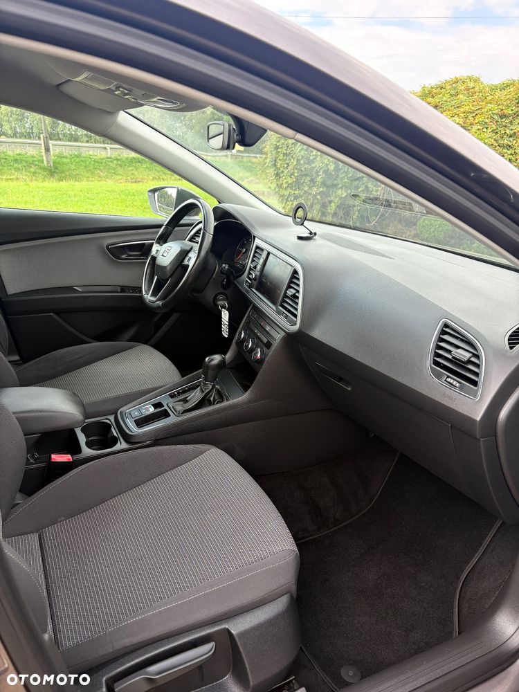 Seat Leon Sportstourer 1.6 TDI Style S&S DSG - 20
