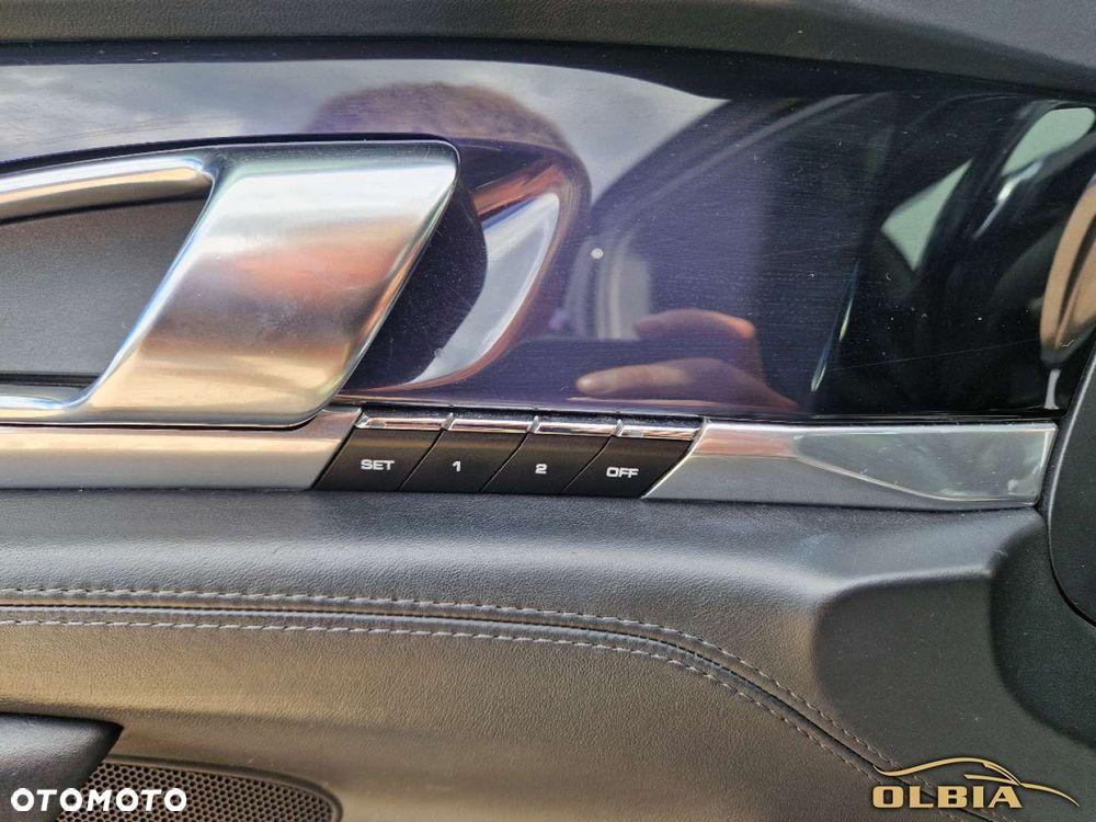 Porsche Panamera - 23