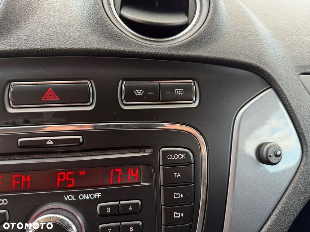 Ford Mondeo - 29