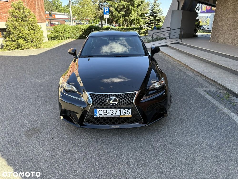 Lexus IS 300h F Impression EU6 - 6