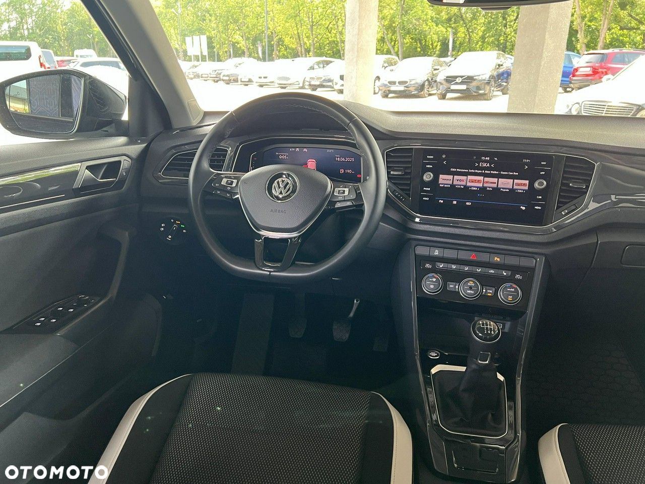 Volkswagen T-Roc 1.5 TSI ACT Premium - 21
