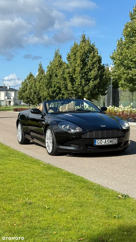 Aston Martin DB9 - 3