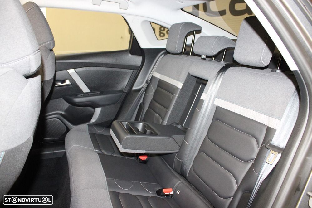 Citroën C4 X 1.2 PureTech Max EAT8 - 36