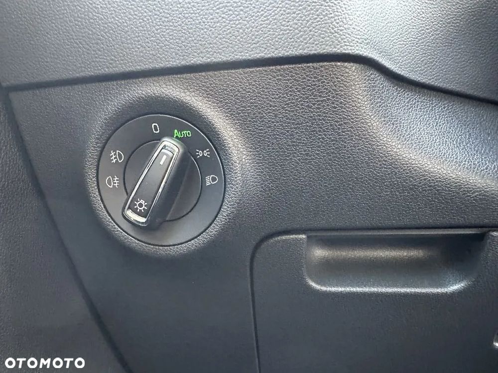 Skoda Karoq 1.6 TDI 4x2 Style DSG - 30