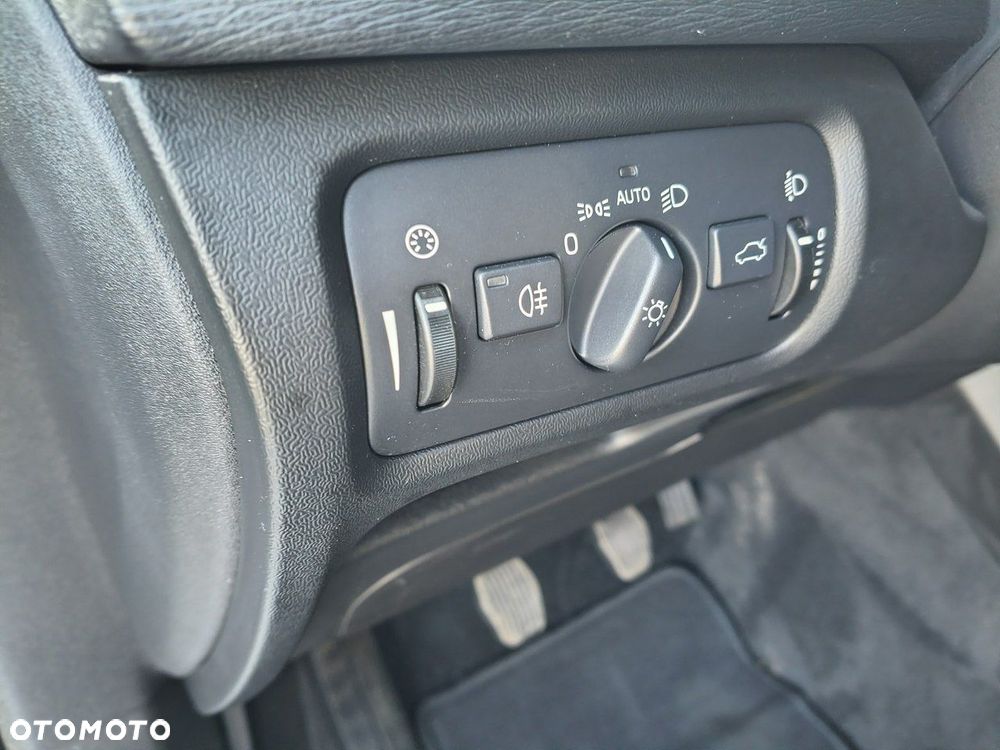 Volvo V40 D2 Drive-E Kinetic - 11