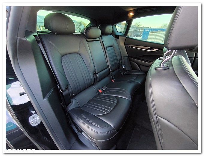 Maserati Levante Q4 Executive - 30