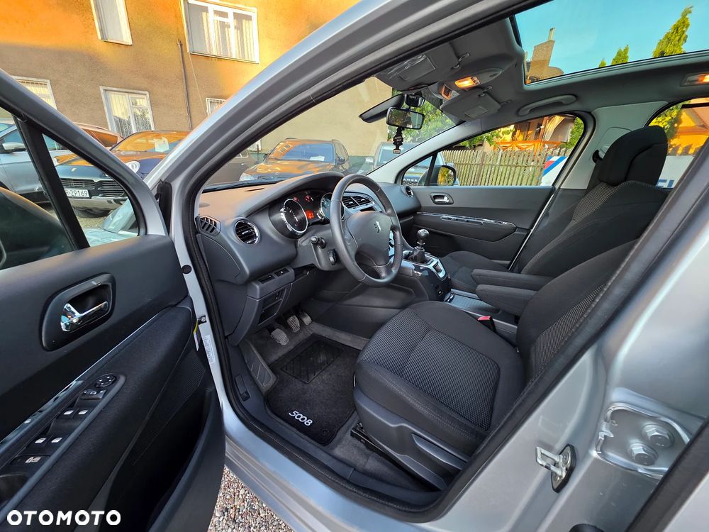 Peugeot 5008 155 THP Family Plus - 10