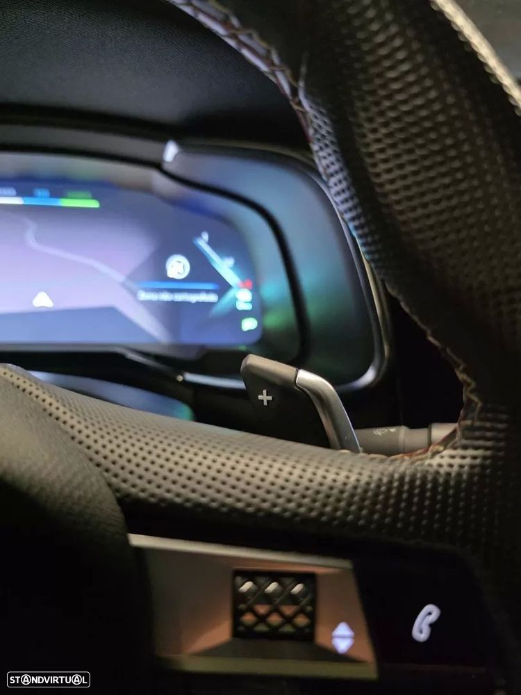 DS DS7 Crossback E-Tense Performance Line EAT8 - 26