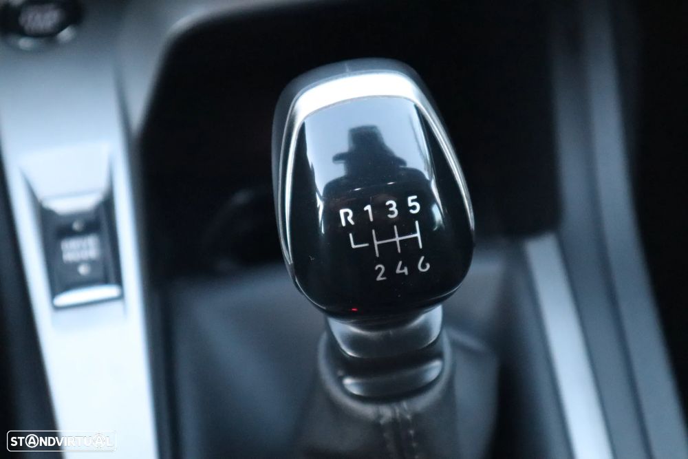 Peugeot 308 SW 1.2 PureTech Active Pack - 26