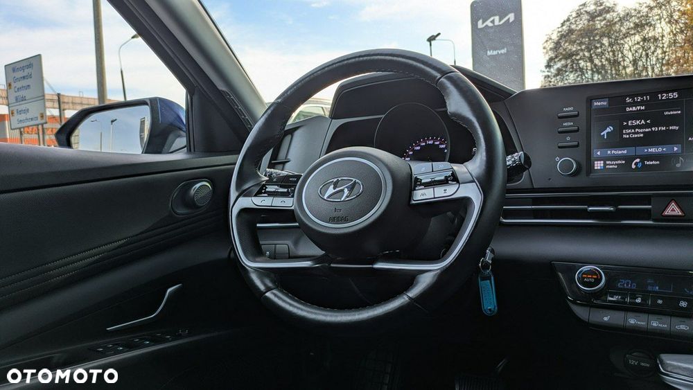 Hyundai Elantra - 22