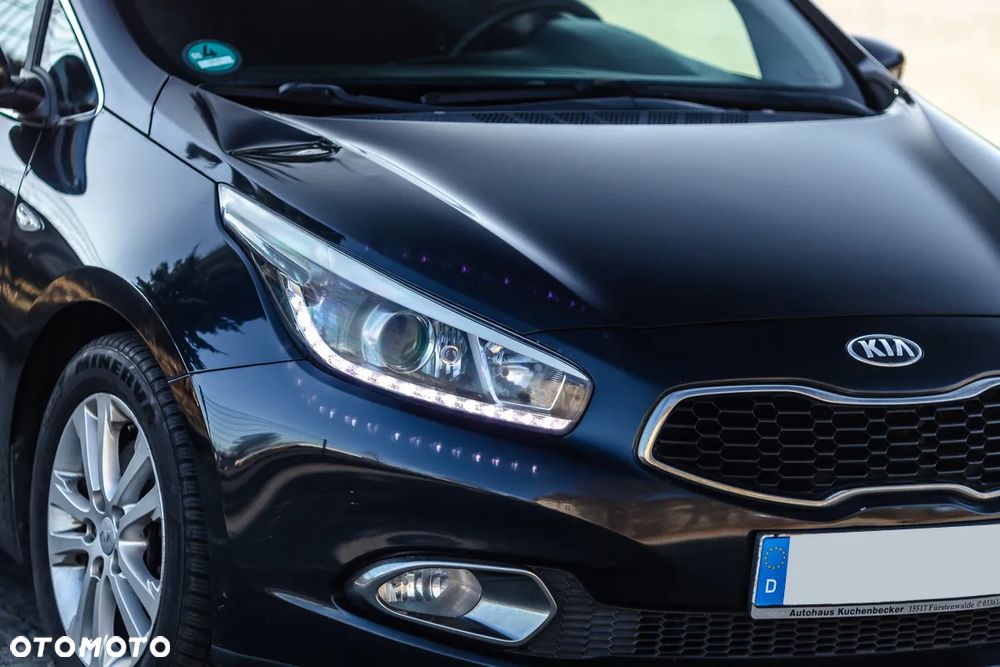 Kia Ceed 1.6 CRDi 128 97g Edition 7 - 9