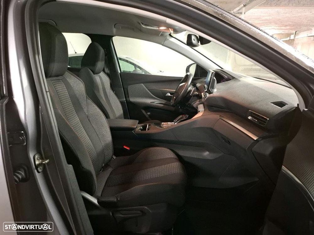 Peugeot 3008 PureTech 130 Stop & Start GPF EAT8 Active - 7