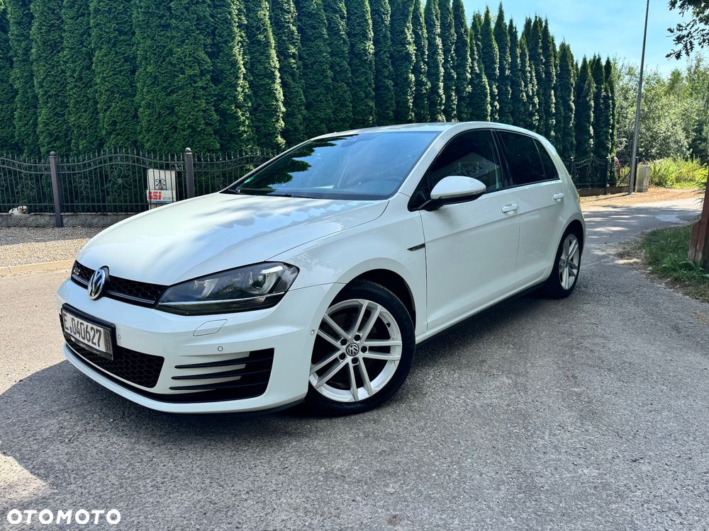 Volkswagen Golf 2.0 TDI BMT GTD - 4