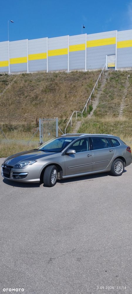 Renault Laguna 2012 photo 3