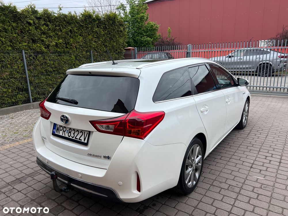 Toyota Auris 1.8 HSD Luna - 5