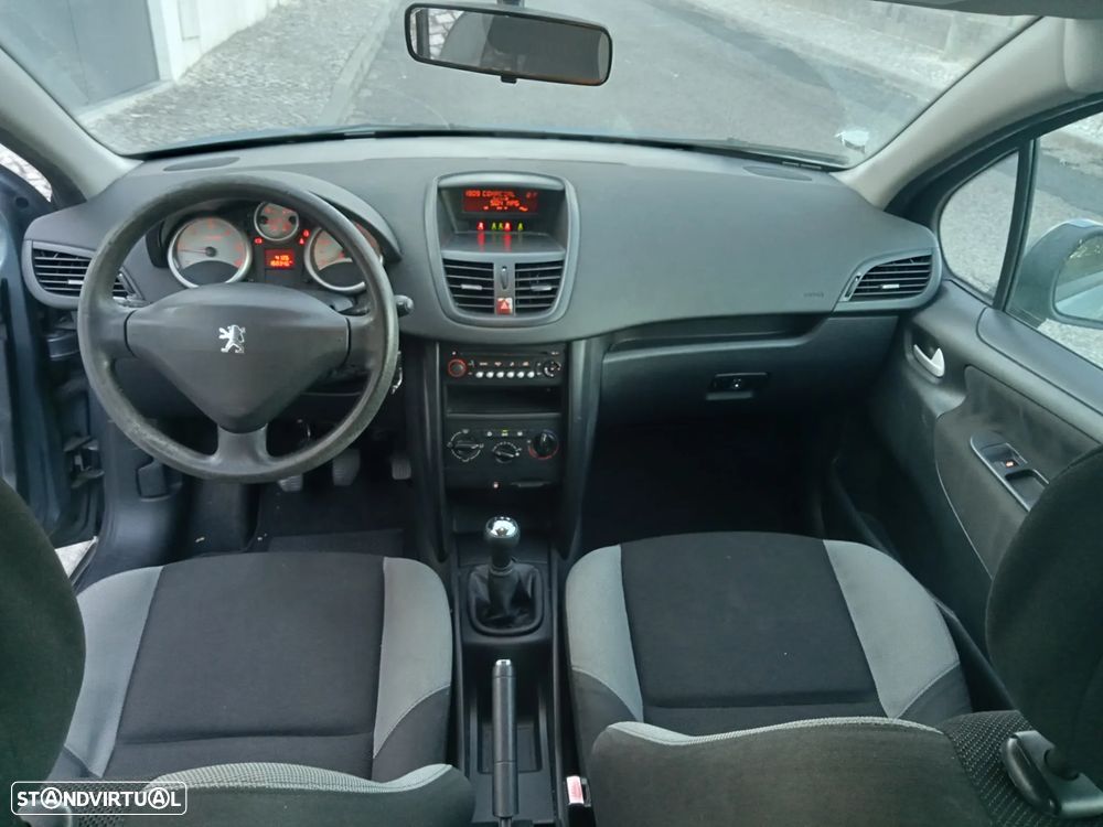 Peugeot 207 1.4 HDi Premium - 7