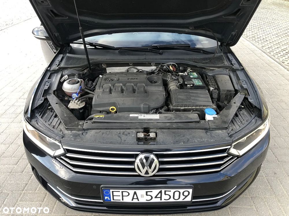 Volkswagen Passat 2.0 TDI BMT Comfortline DSG - 28