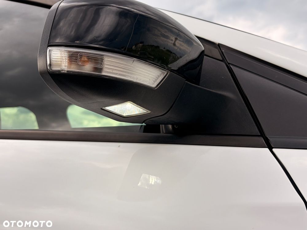 Ford Focus - 23