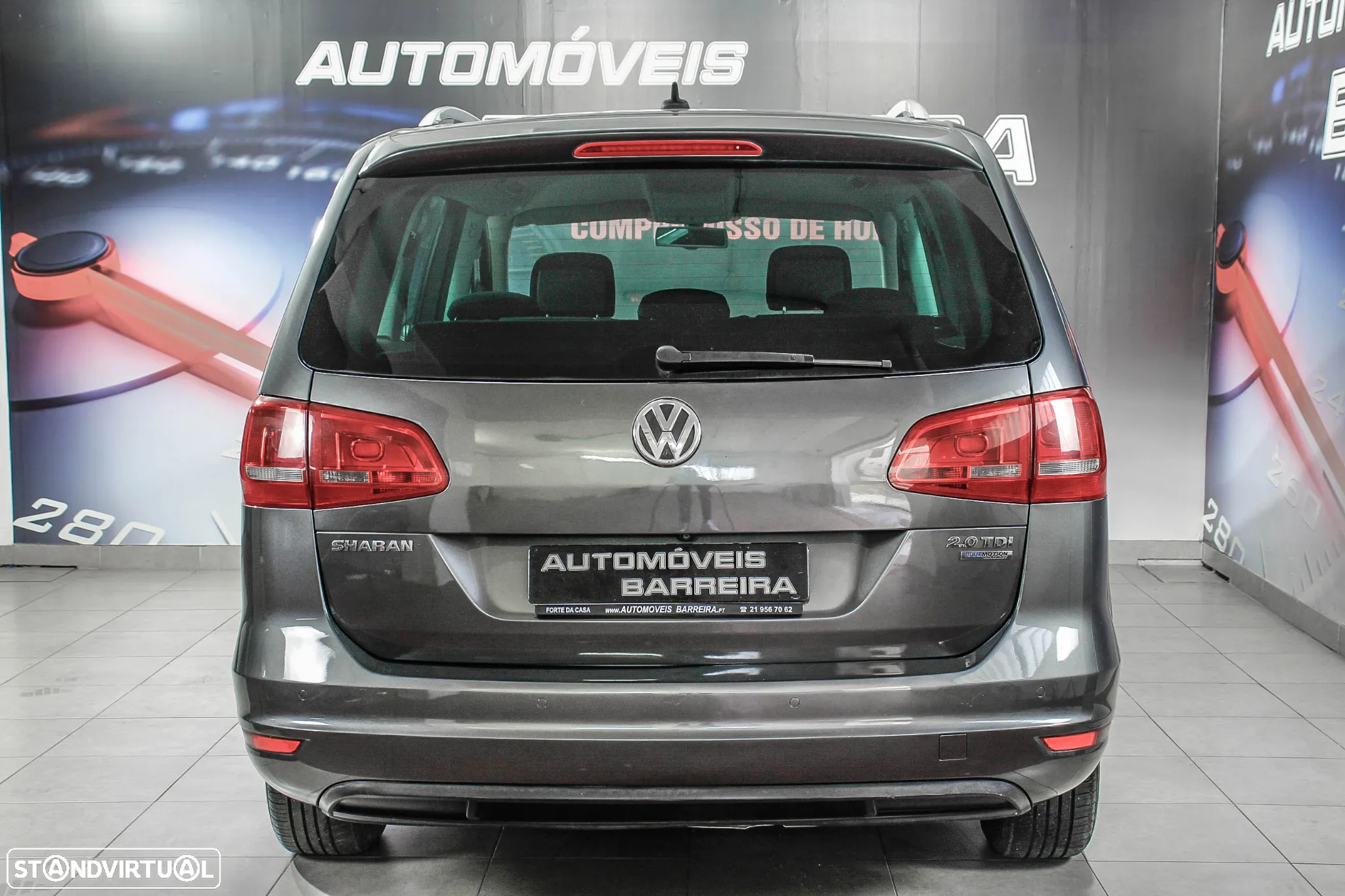 VW Sharan 2.0 TDI Confortline - 29