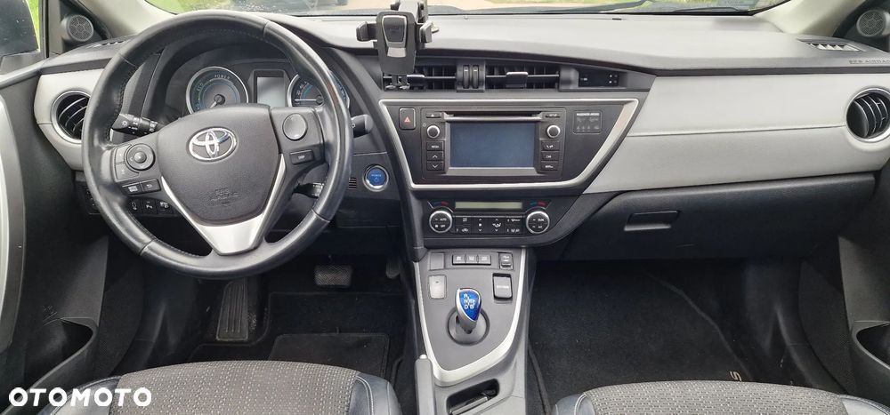 Toyota Auris - 11