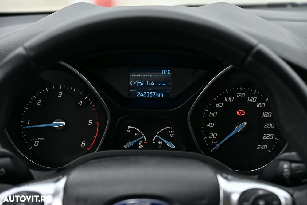 Ford Focus 1.6 TDCI DPF Titanium - 20