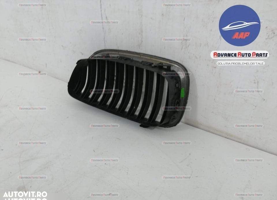 Grila centrala dreapta originala BMW Seria 5 F10 [facelift] 2013 2014 - 4