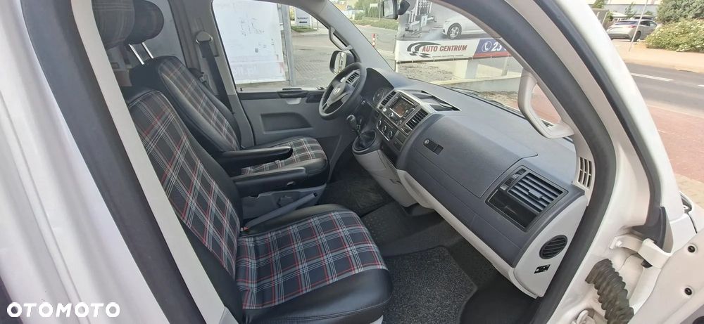 Volkswagen Transporter - 8