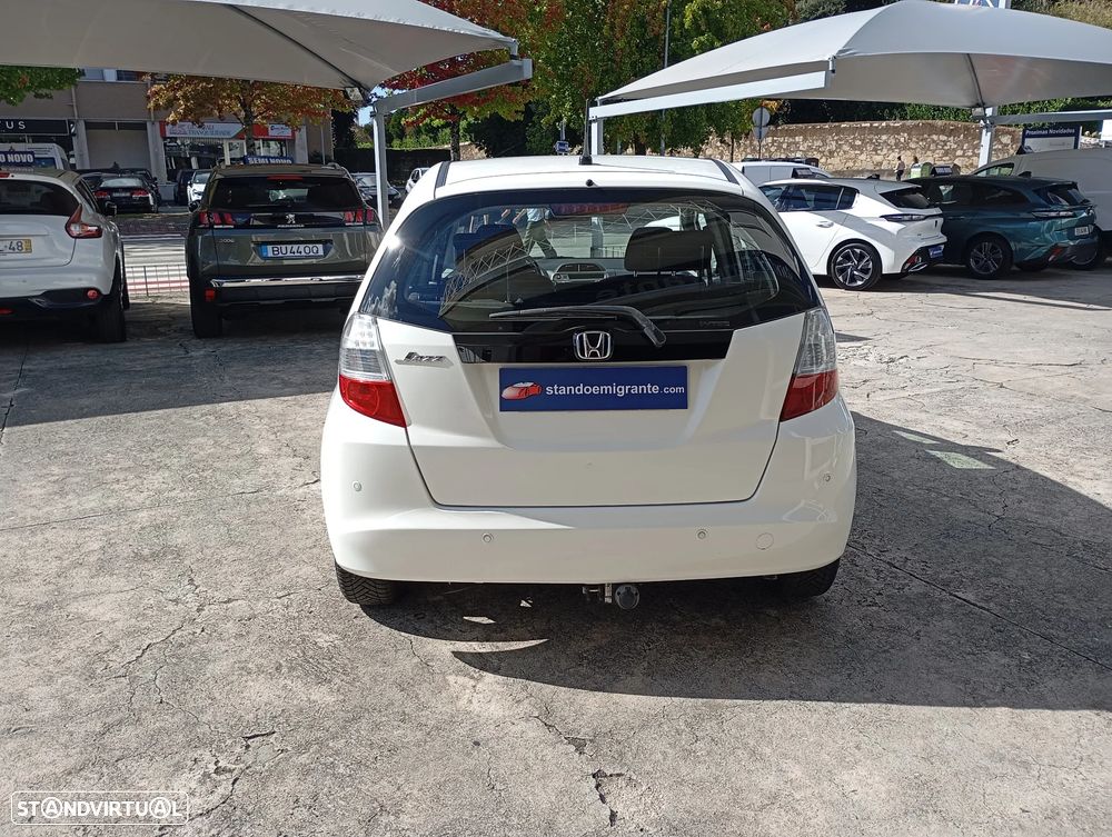 Honda Jazz 1.4 i-VTEC CVT Exclusive - 4