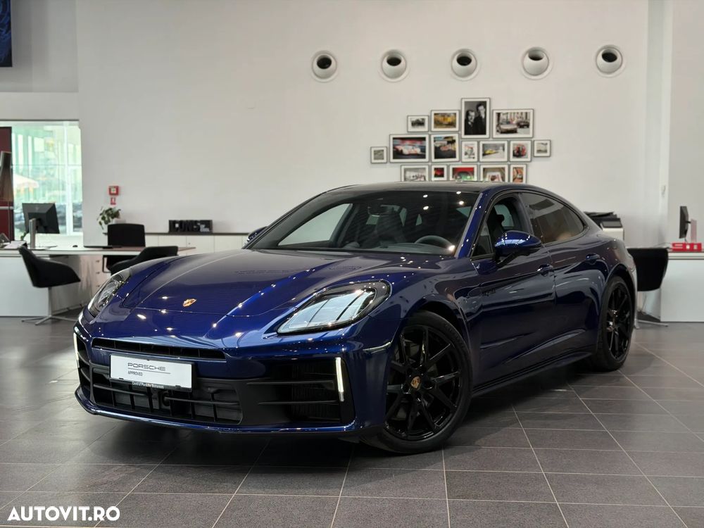 Porsche Panamera 4 E-Hybrid - 1